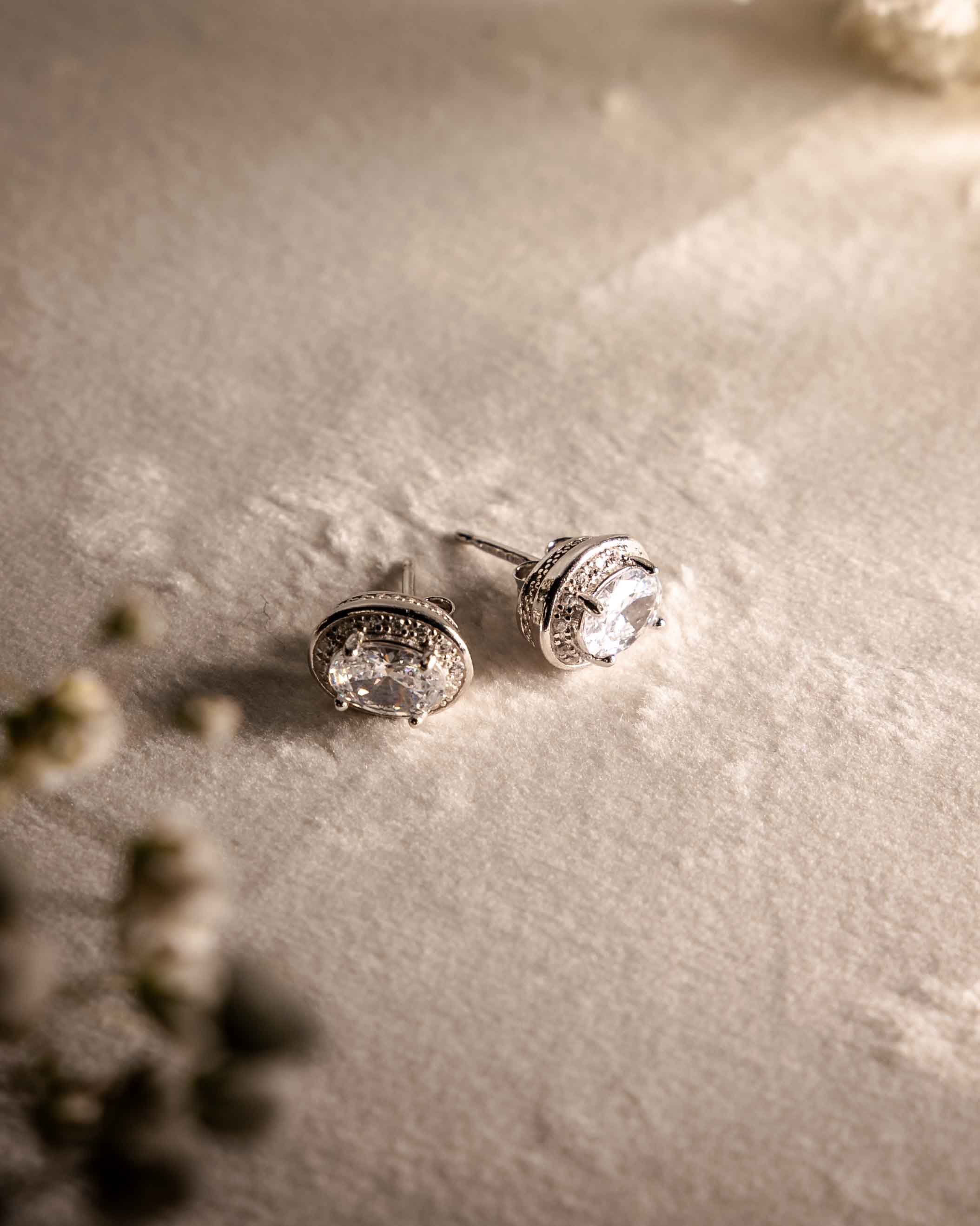 ORECCHINI LINEA KATE ZIRCONE OVALE BIANCO IN ARGENTO 925