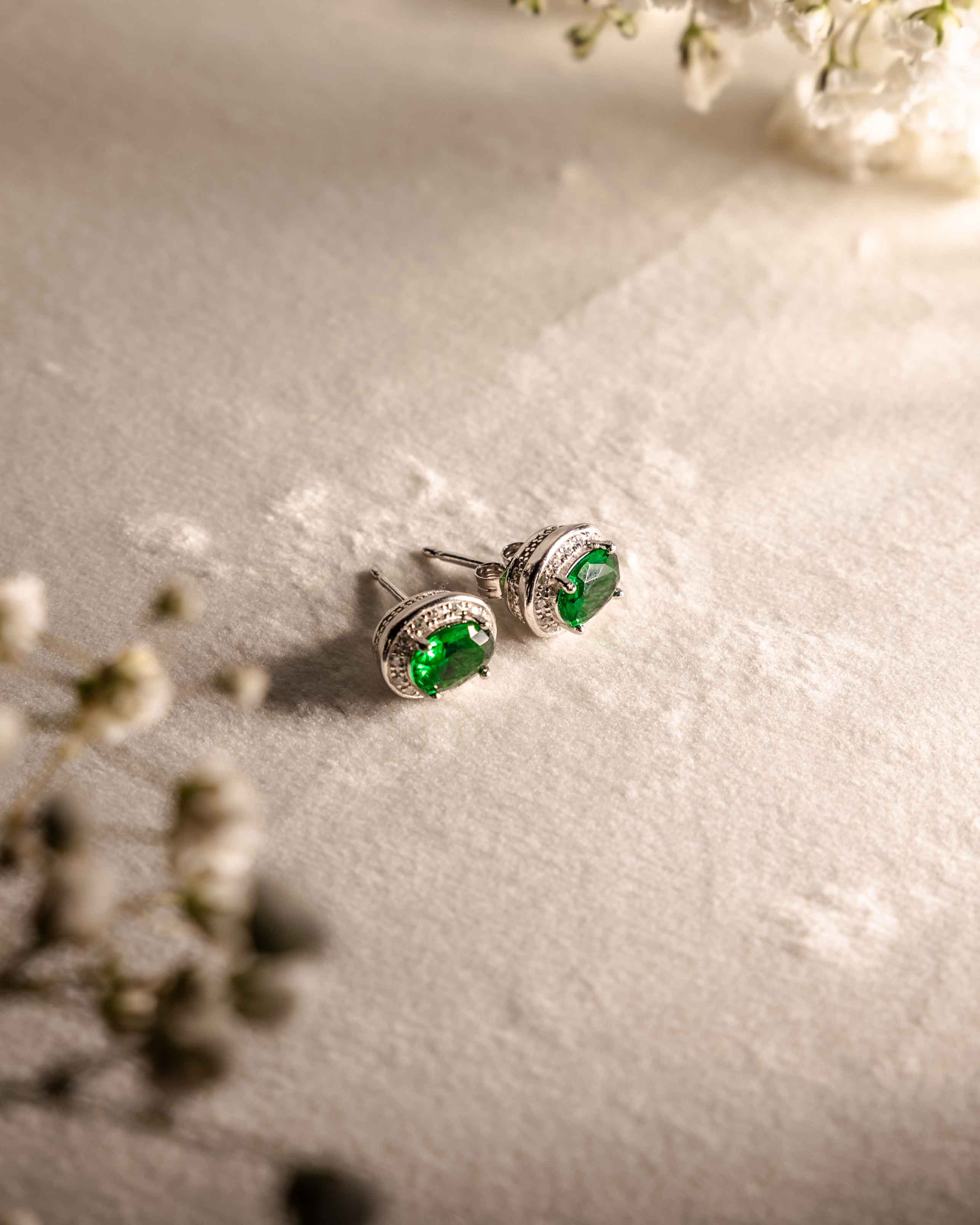 ORECCHINI LINEA KATE ZIRCONE OVALE VERDE IN ARGENTO 925