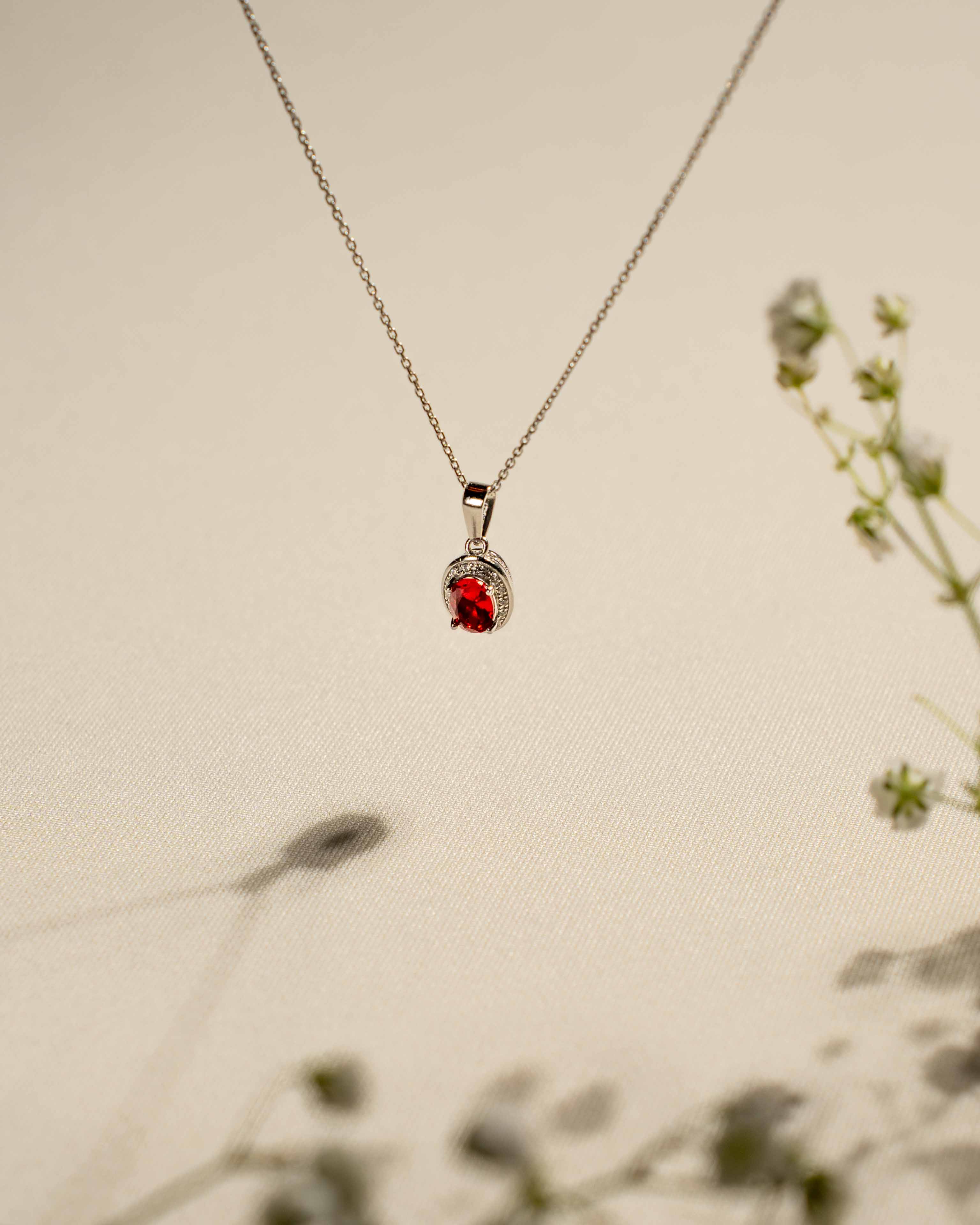 COLLANA LINEA KATE ZIRCONE OVALE ROSSO IN ARGENTO 925