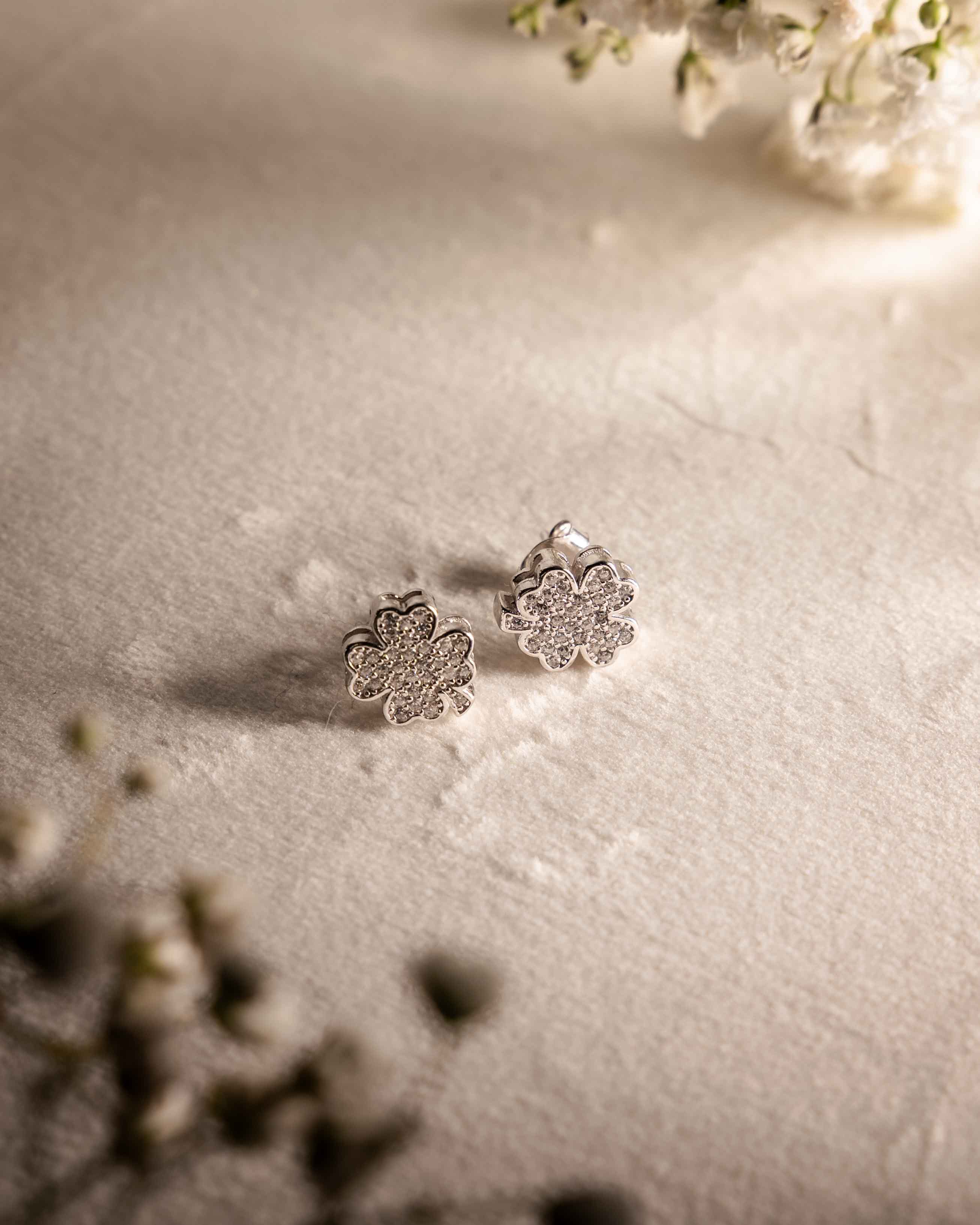 ORECCHINI LINEA QUADRIFOGLIO IN ARGENTO 925 E ZIRCONI