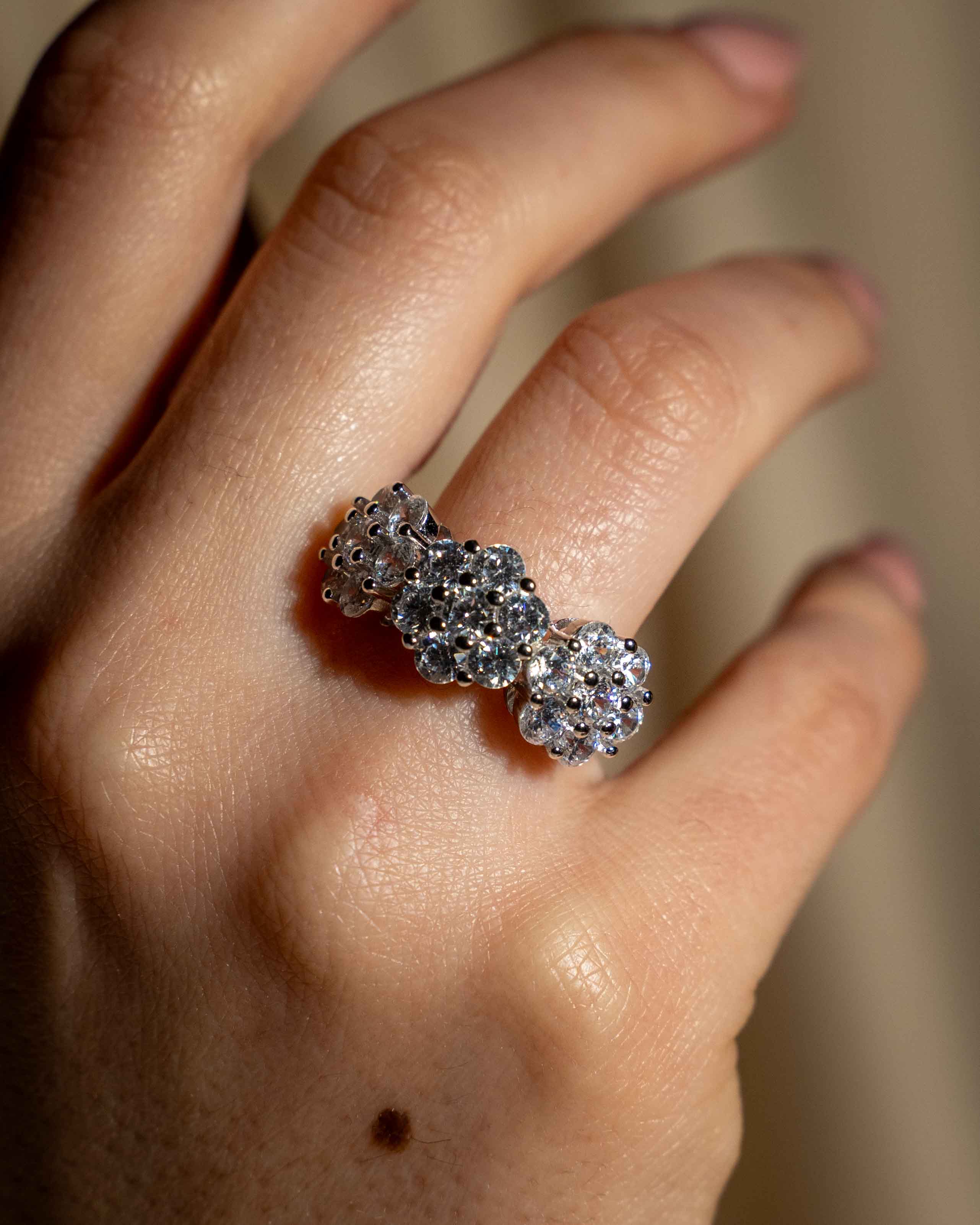 ANELLO LINEA MERY IN ARGENTO 925 TRE FIORI ZIRCONI