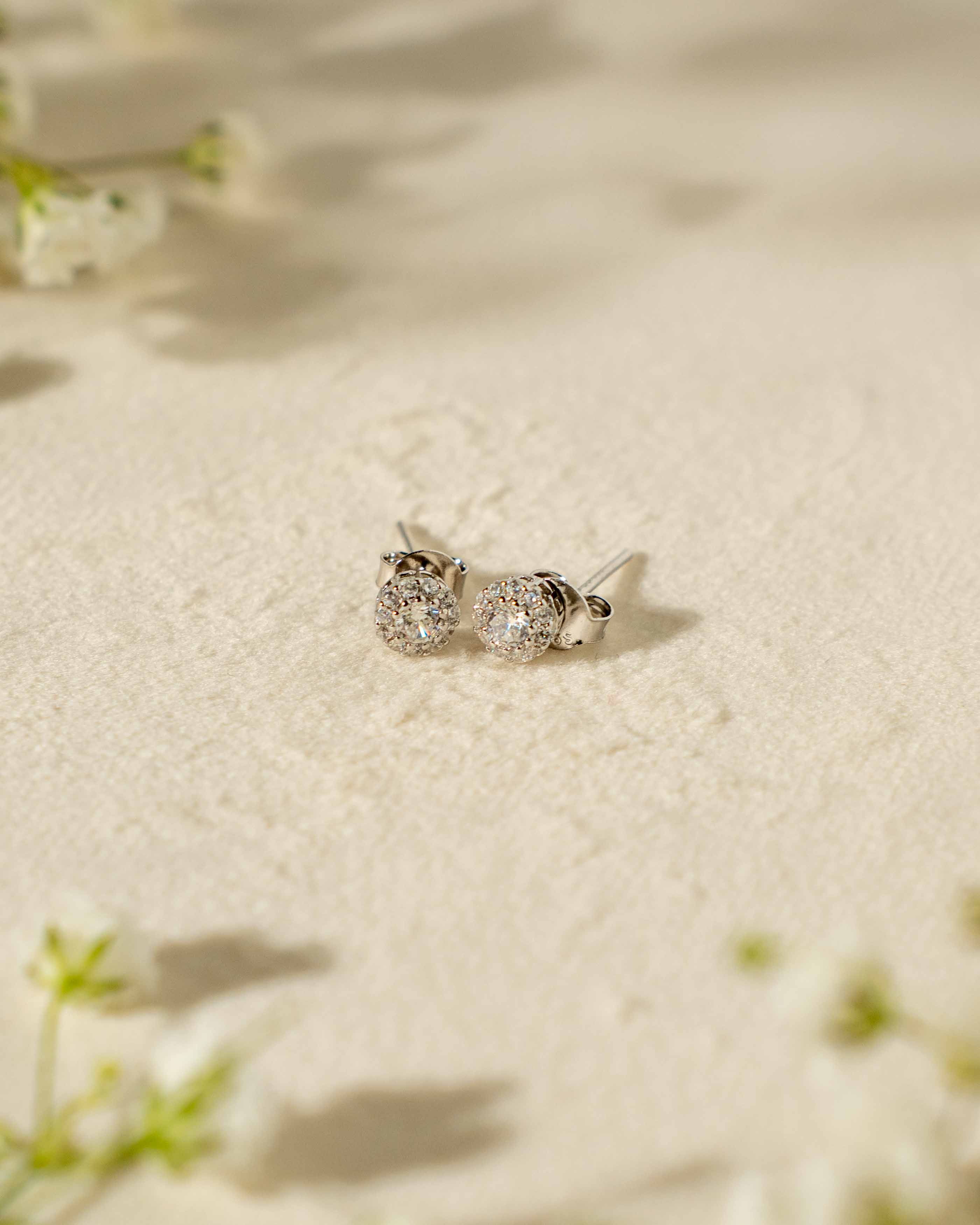 ORECCHINI LINEA DARIA CON ZIRCONI BIANCHI IN ARGENTO 925