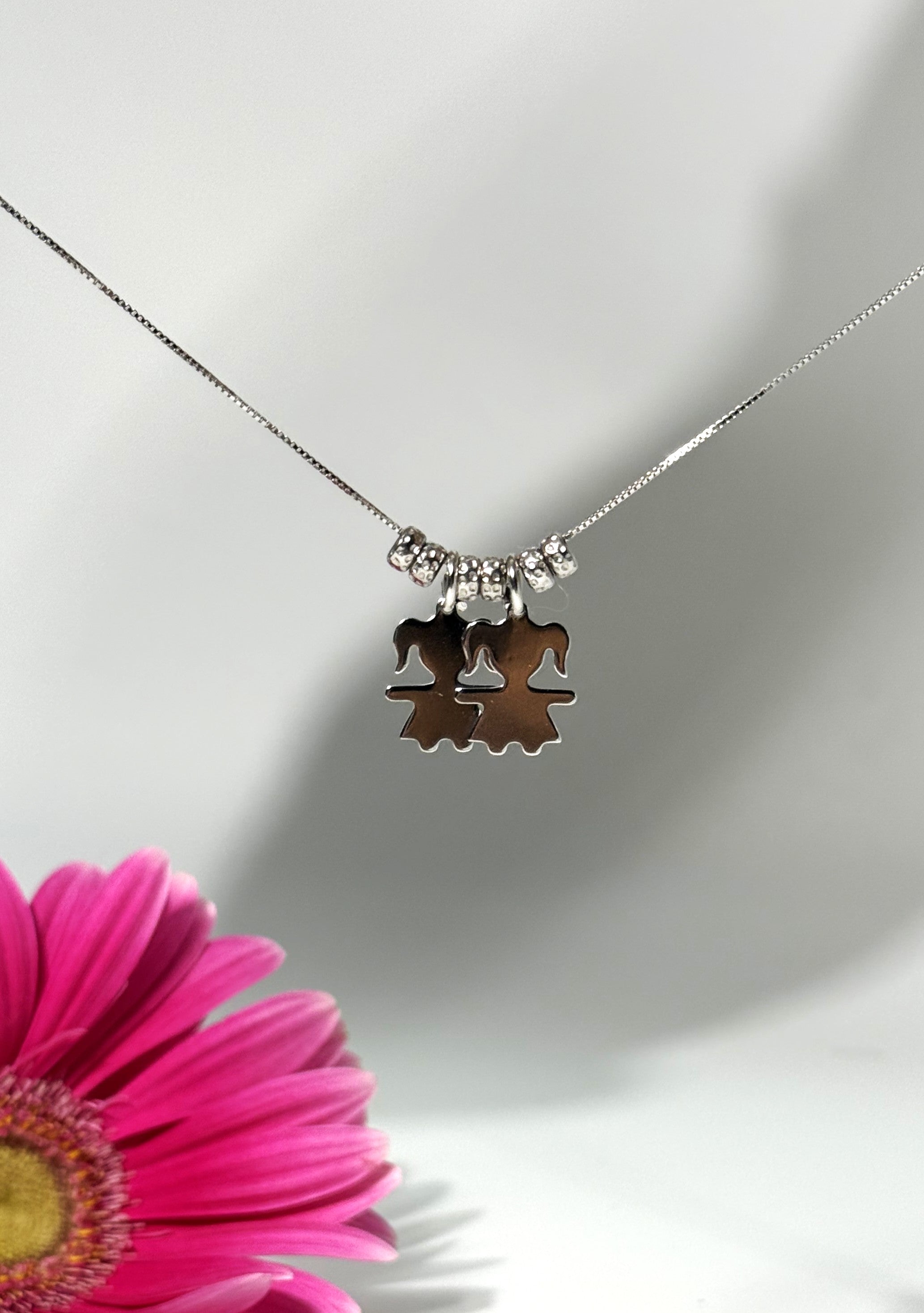 COLLANA CON DUE CIONDOLI BIMBA (1.5CM) IN ARGENTO 925