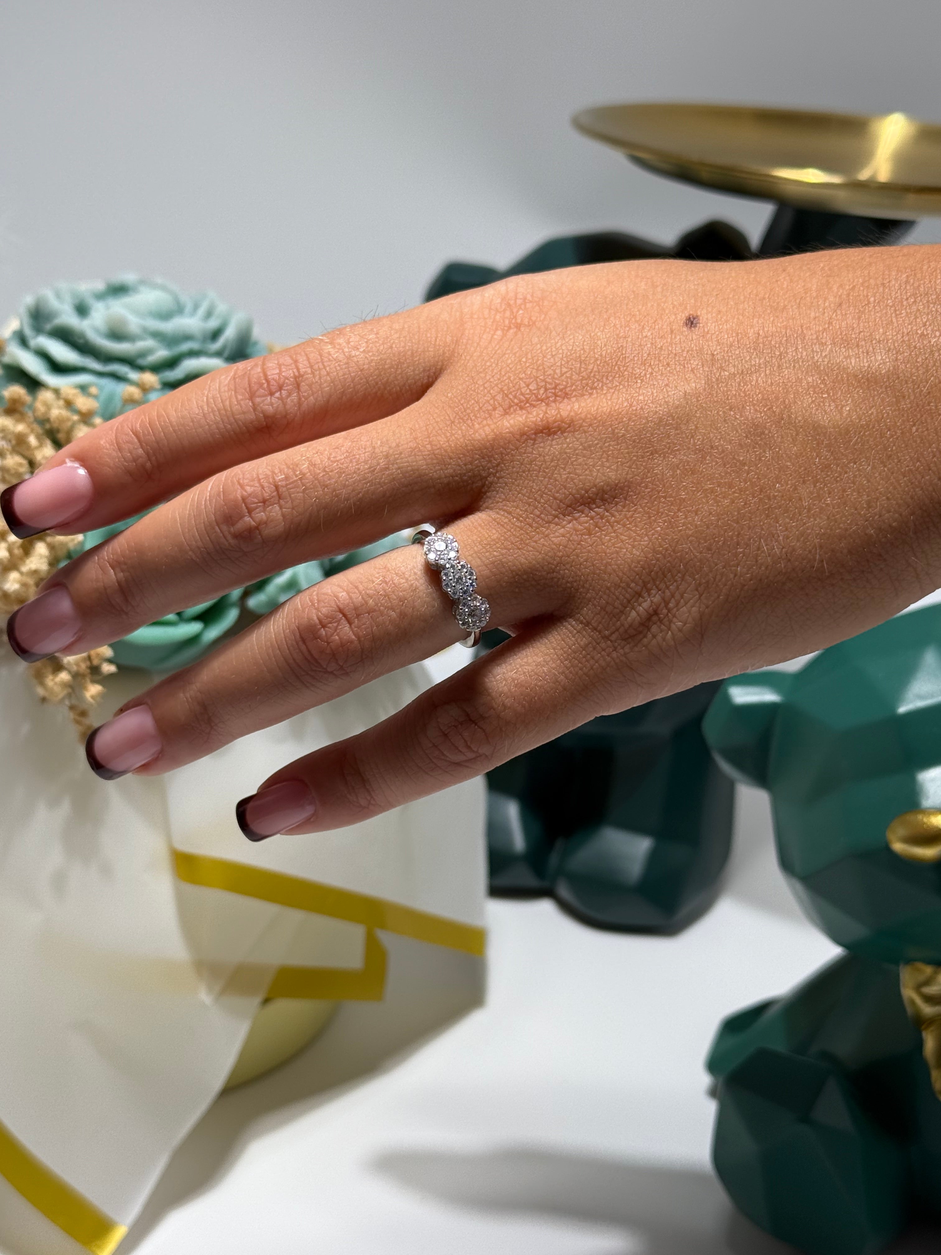 ANELLO TRILOGY FIORI IN ARGENTO 925 E ZIRCONI BIANCHI