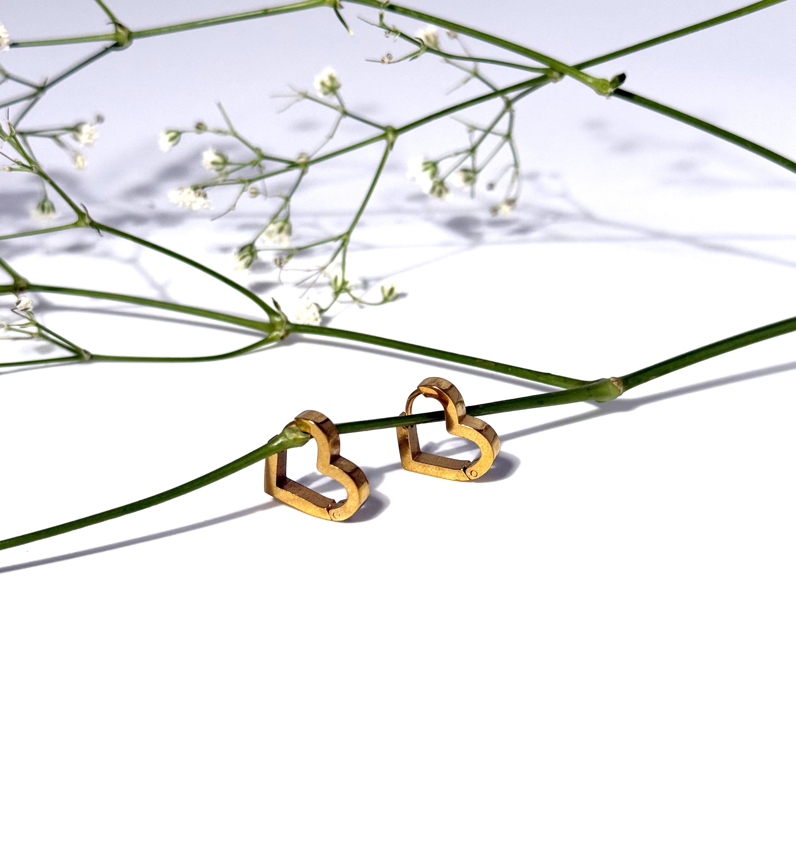 ORECCHINO CUORE BABY SIMPLE ACCIAIO 304 GOLD