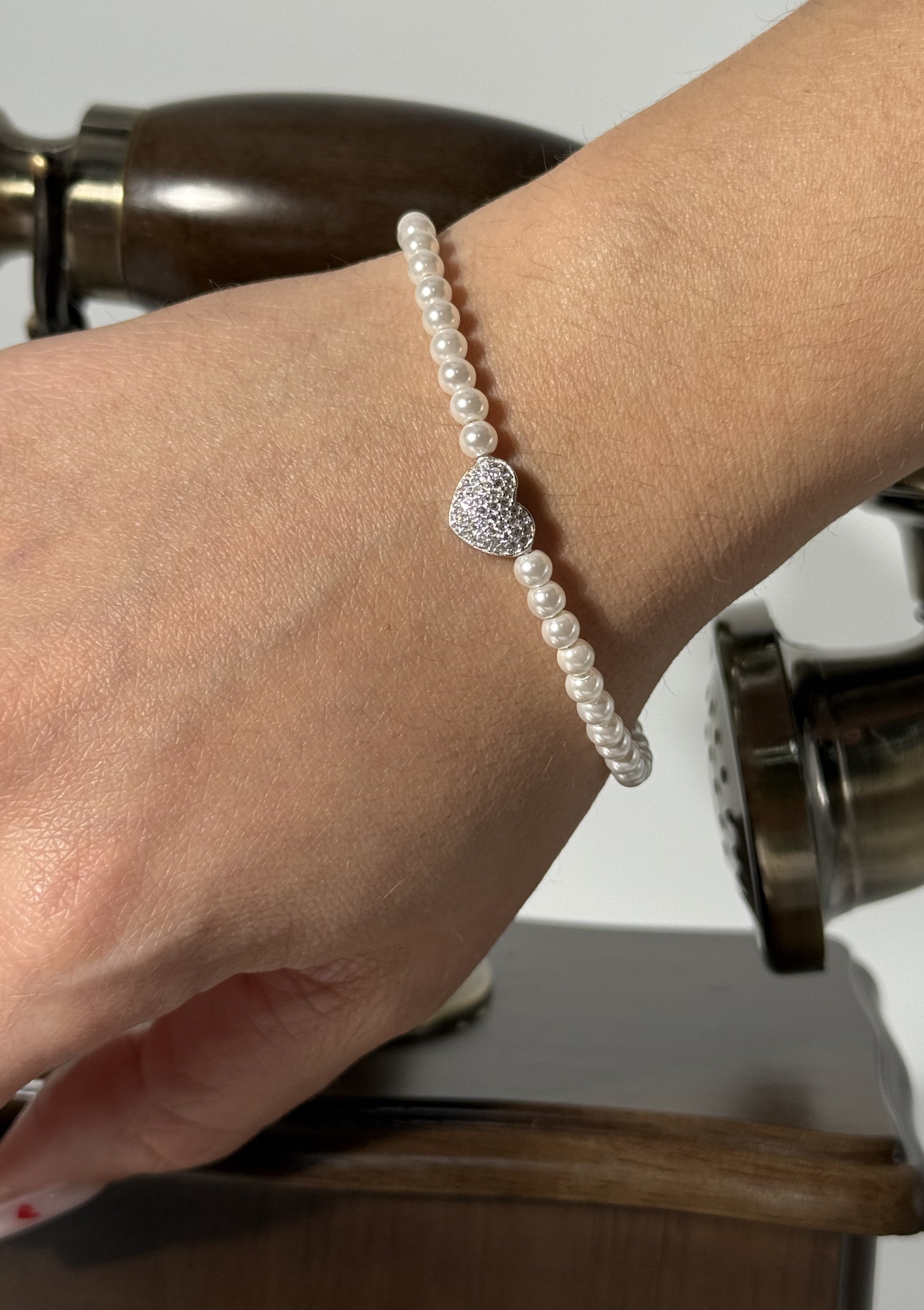 BRACCIALE CUORE BOMBATO ZIRCONATO E PERLE IN ARGENTO 925