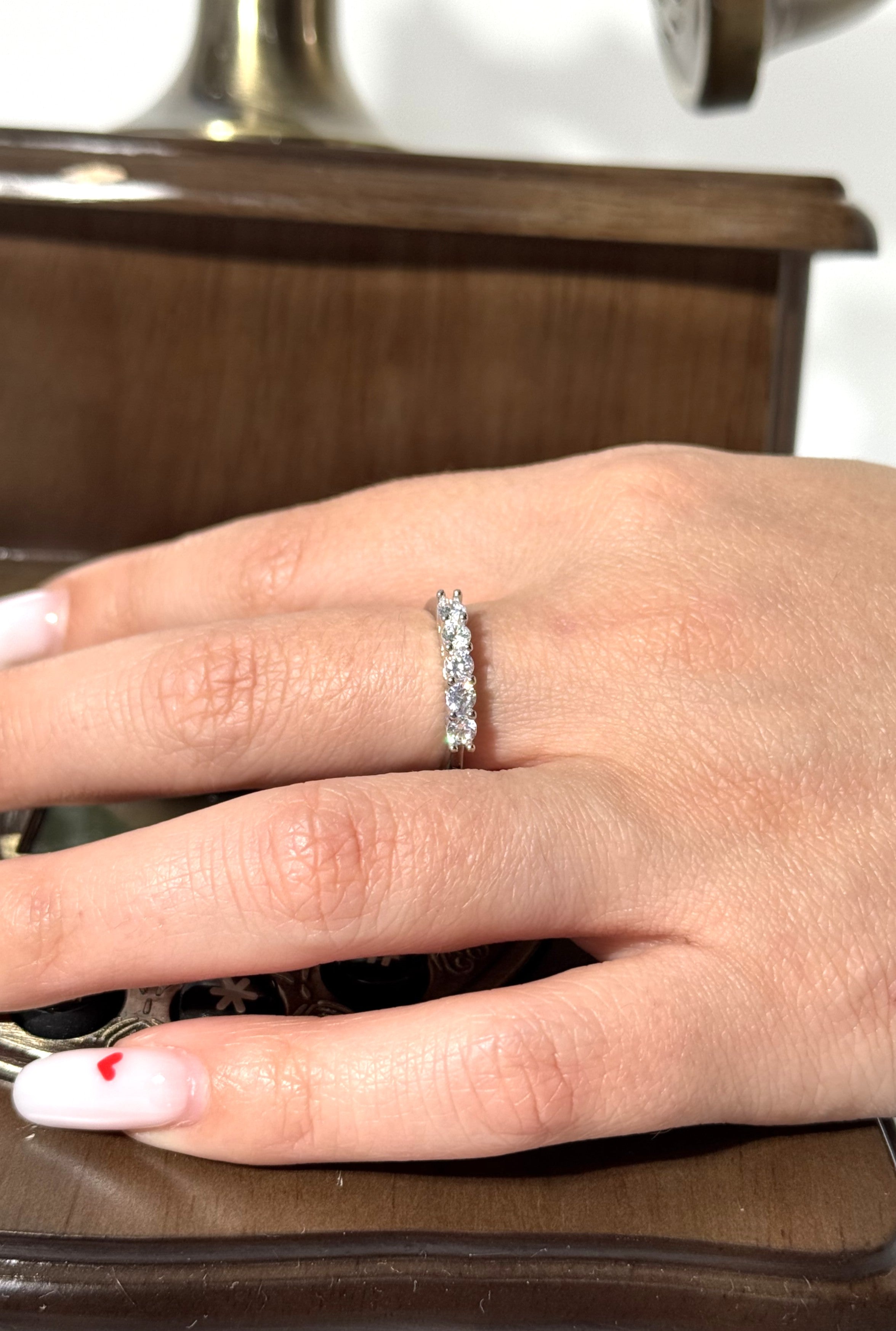 ANELLO MEZZA VERETTA CINQUE ZIRCONI IN ARGENTO 925